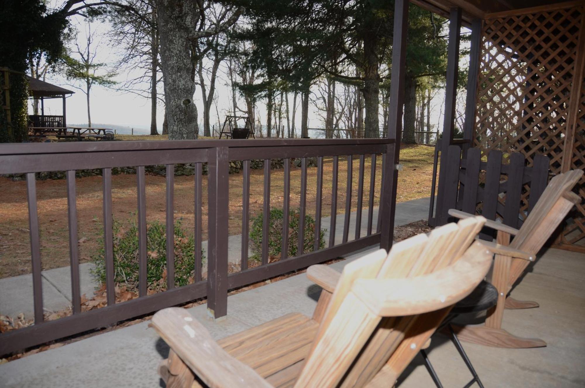 Bent Mountain Lodge Bed And Breakfast, Inc. Roanoke Exterior foto